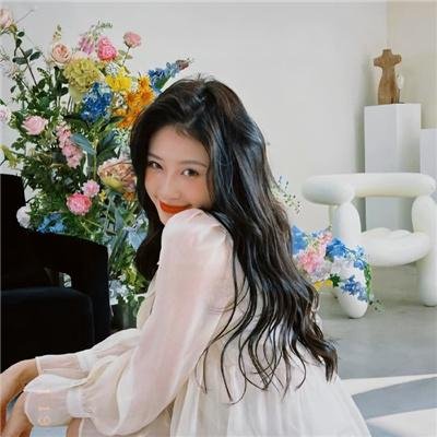 左撇子女孩