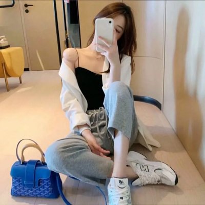 女高中生给你做饭了